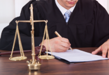 Зачем нужен адвокат по гражданским делам?