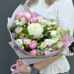 Цветы и букеты с доставкой по Москве: Все преимущества