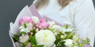 Цветы и букеты с доставкой по Москве: Все преимущества