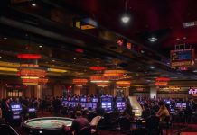 Как играть в слоты?