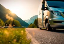 Аренда микроавтобуса с водителем: удобство, комфорт и безопасность