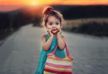 Синехии у девочек: что это такое и как спокойно к этому относиться