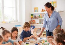 Занятия для детей: как выбрать кружок и не перегрузить ребёнка