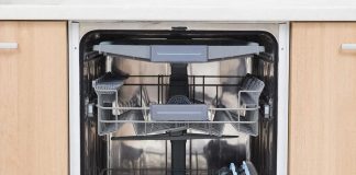 Установка посудомоечной машины: пошаговая инструкция и рекомендации