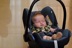 Первая прогулка с новорожденным Первая прогулка с новорожденным