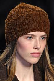 Женские вязаные шапки Женские вязаные шапки