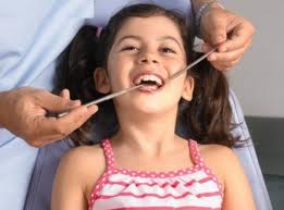 Протезирование зубов детям