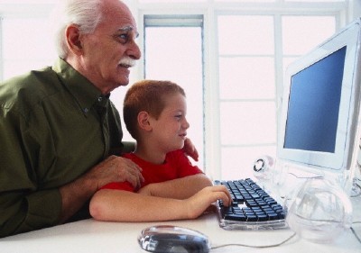 Детский взгляд на монитор Детский взгляд на монитор