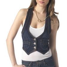 Джинсовые жилетки – модный тренд этого сезона! Джинсовые жилетки – модный тренд этого сезона!