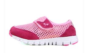 Детские кроссовки - обувь для активного движения и игры вашего ребенка Детские кроссовки - обувь для активного движения и игры вашего ребенка