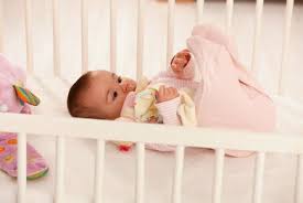 Как выбрать кроватку для новорожденного