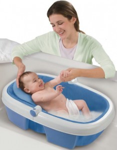 Что понадобится для купания ребенка? Что понадобится для купания ребенка?