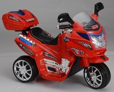 Когда начинать приучать ребенка к детскому транспорту и как помочь его освоить?