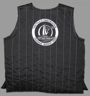 Машинная вышивка на ткани