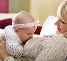 Кормление грудью при беременности