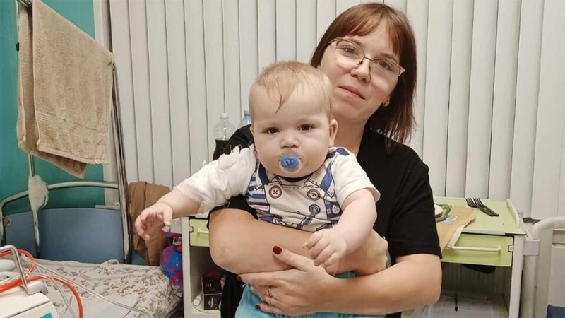 РЕН ТВ собирает деньги на спасение маленького Матвея из Петербурга