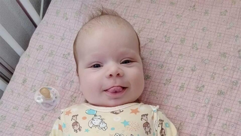 РЕН ТВ собирает деньги на спасение маленького Матвея из Петербурга